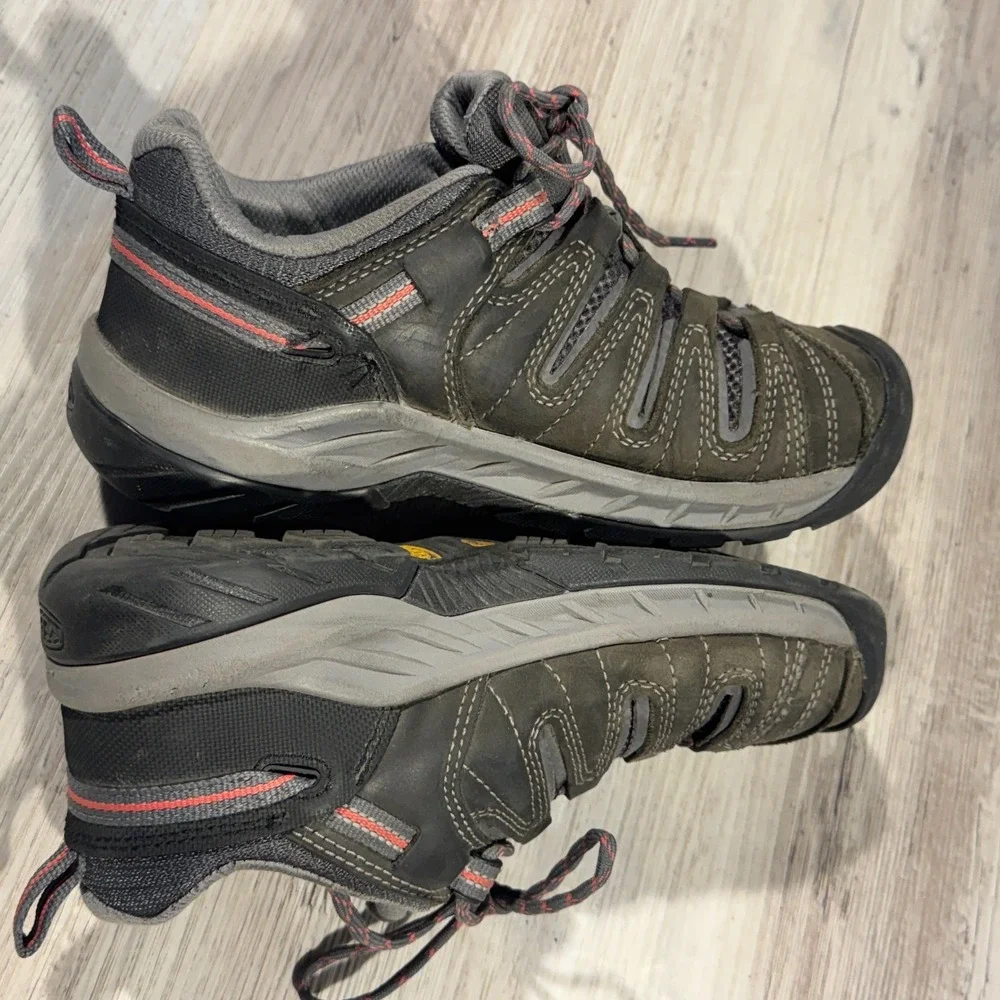 KEEN Utility Women's Flint 2 Low Steel Toe Non Slip Work Shoe Size 7M 1023232M‎